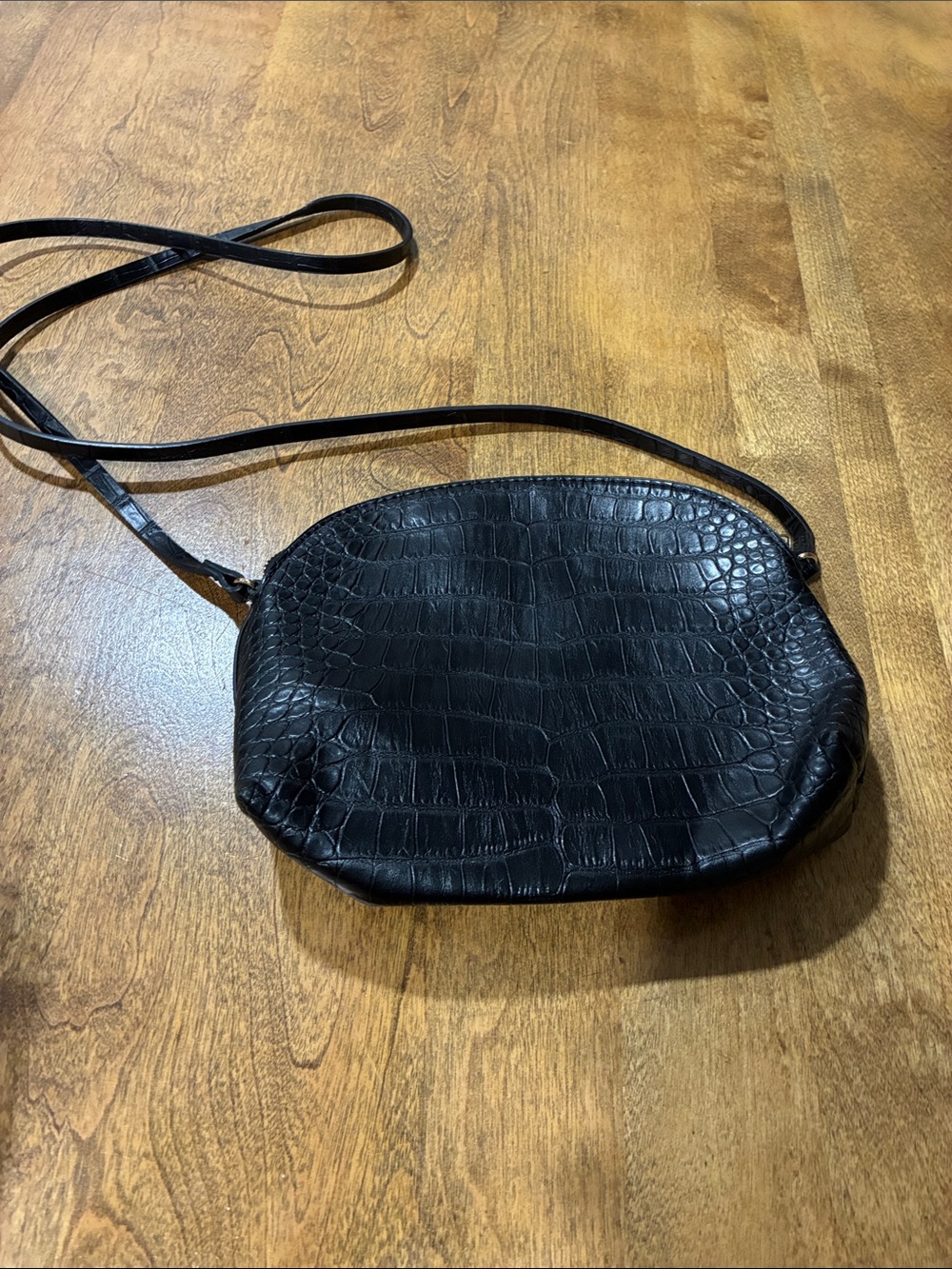 🔥H&M Black Croc-Embossed Crossbody Bag